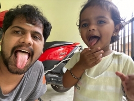 Having fun with Appa_amdiya (7)